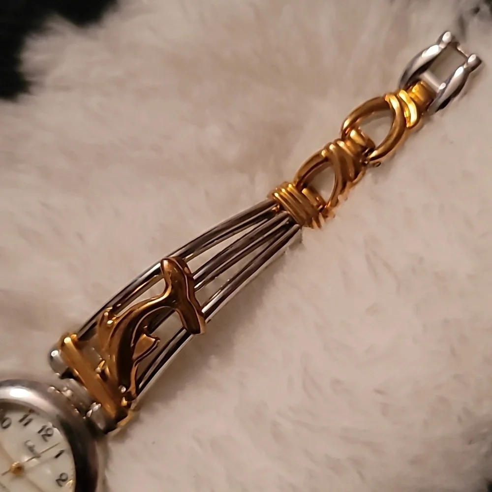 Collezio Gold & Silver Dolphins On Band Women's‎ Watch New Battery MOP Face